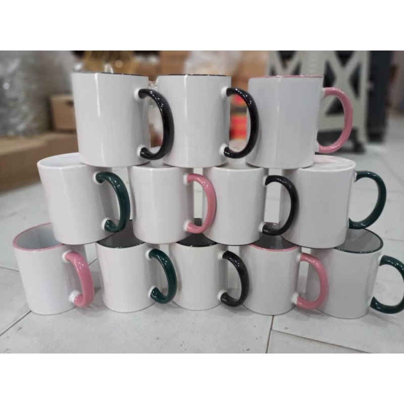 Pack de 12 mugs en porcelaines