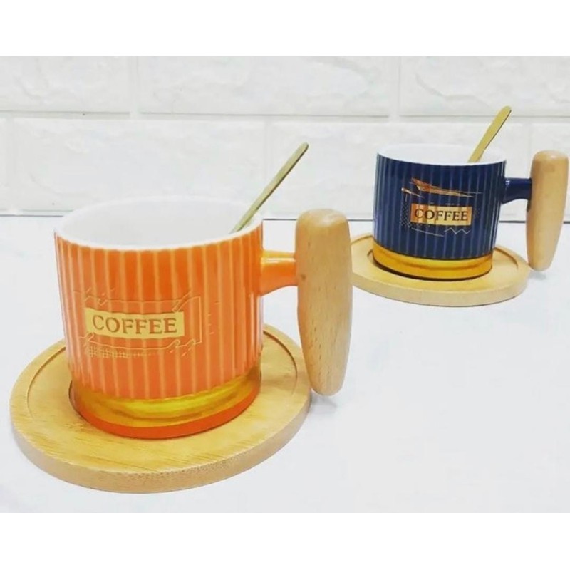 Tasse sous de luxe en poignet bois + plateau et cuillère